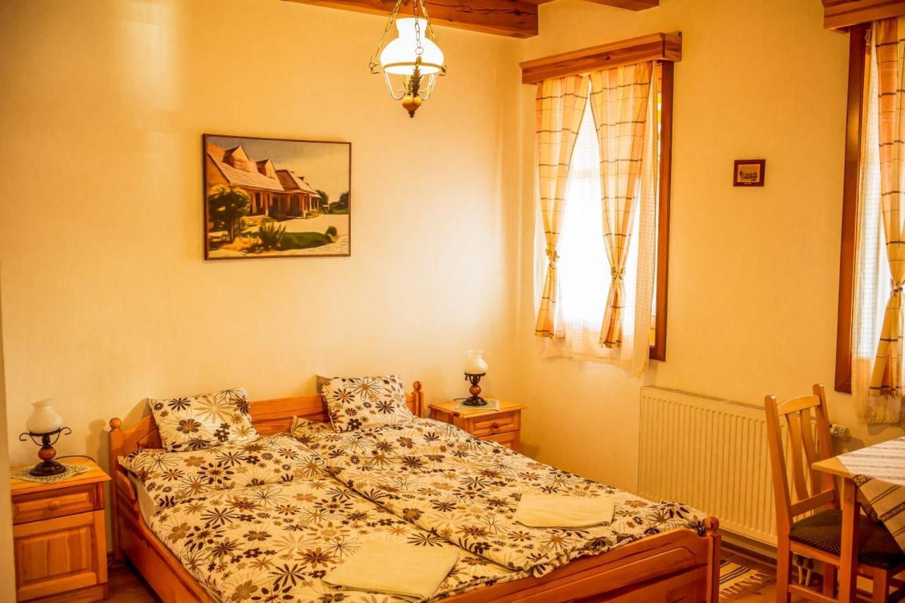 Nosztalgia Vendeghaz Hotel Залегершег Екстериор снимка