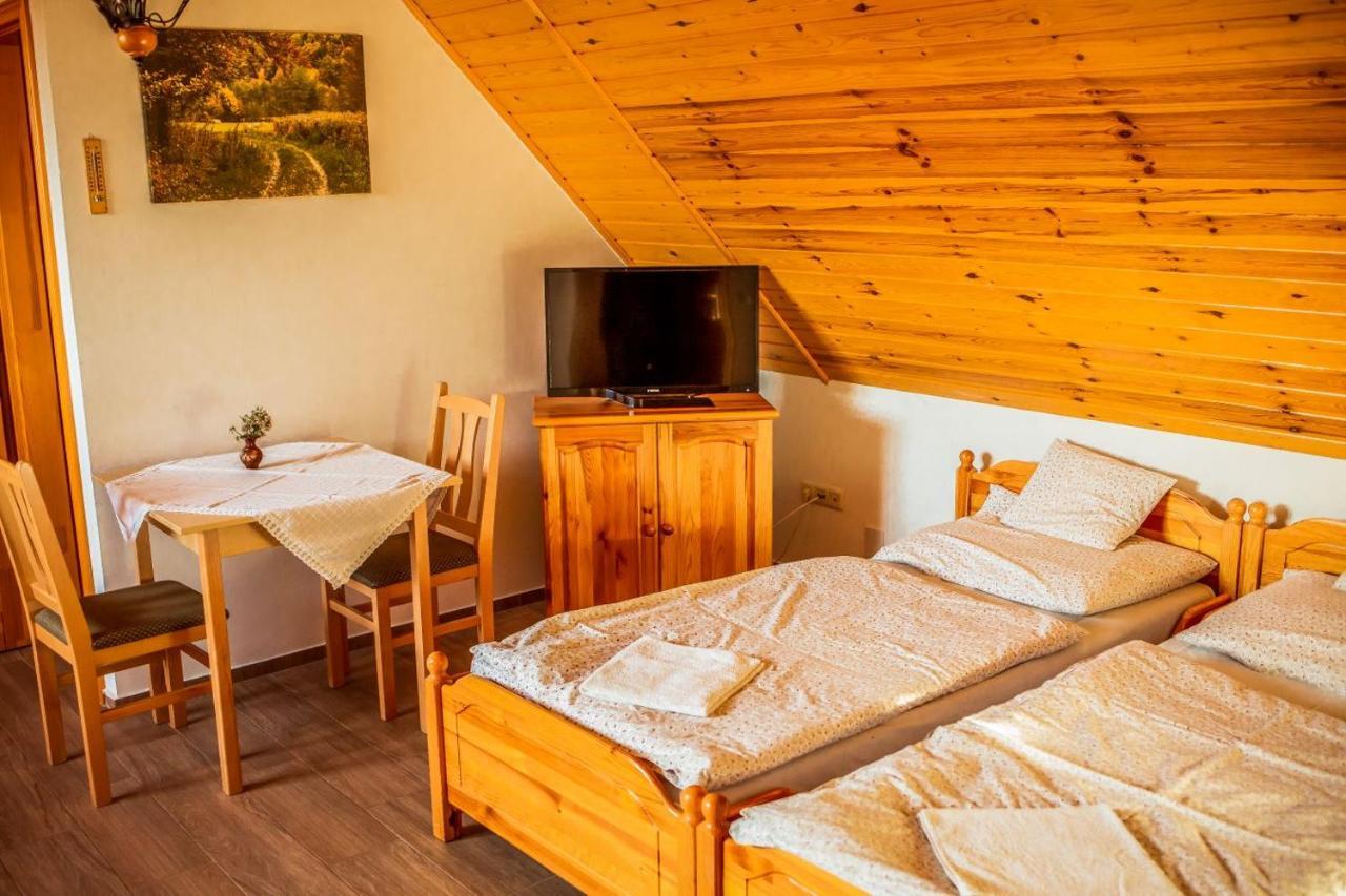 Nosztalgia Vendeghaz Hotel Залегершег Екстериор снимка